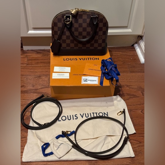 ***SOLD*** Louis Vuitton Alma BB - Picture 1 of 10